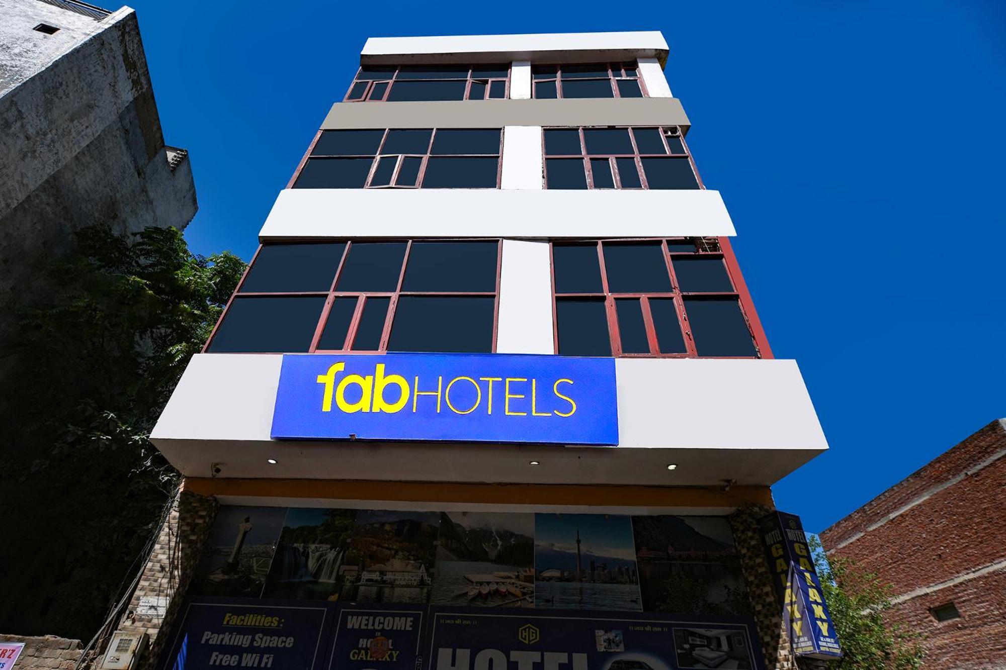 OYO 8452 Hotel Galaxy Nayagaon Exterior foto